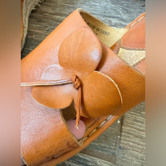 Born Drilles Wedge Sandals Brown 9M - Picture 5 of 9